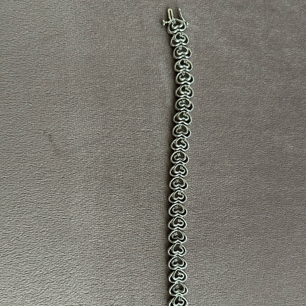 Silver Heart Link Bracelet